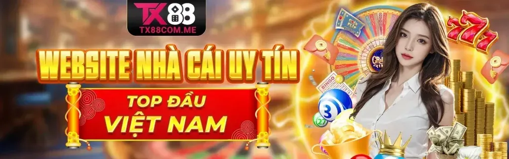 Biểu tượng lá chắn bảo mật với ánh sáng cam
